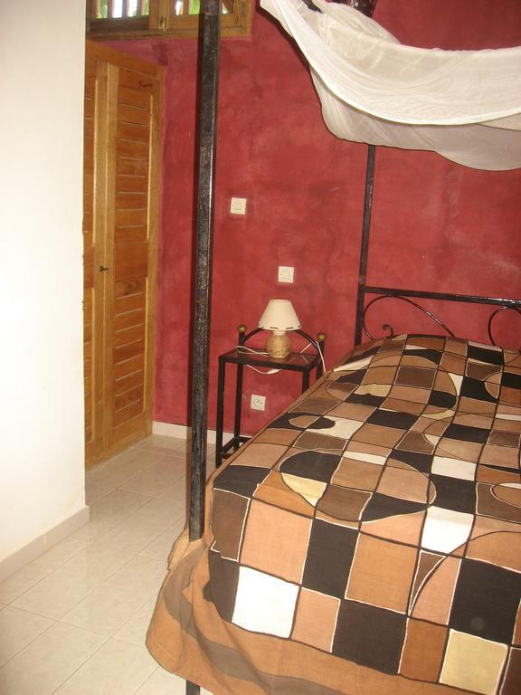 Babao Hotel M'Bour Bilik gambar