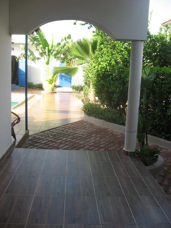 Babao Hotel M'Bour Bilik gambar